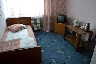Гостиница Роза Ветров Великий Новгород Стандартный двухместный номер с 2 отдельными кроватями-2
